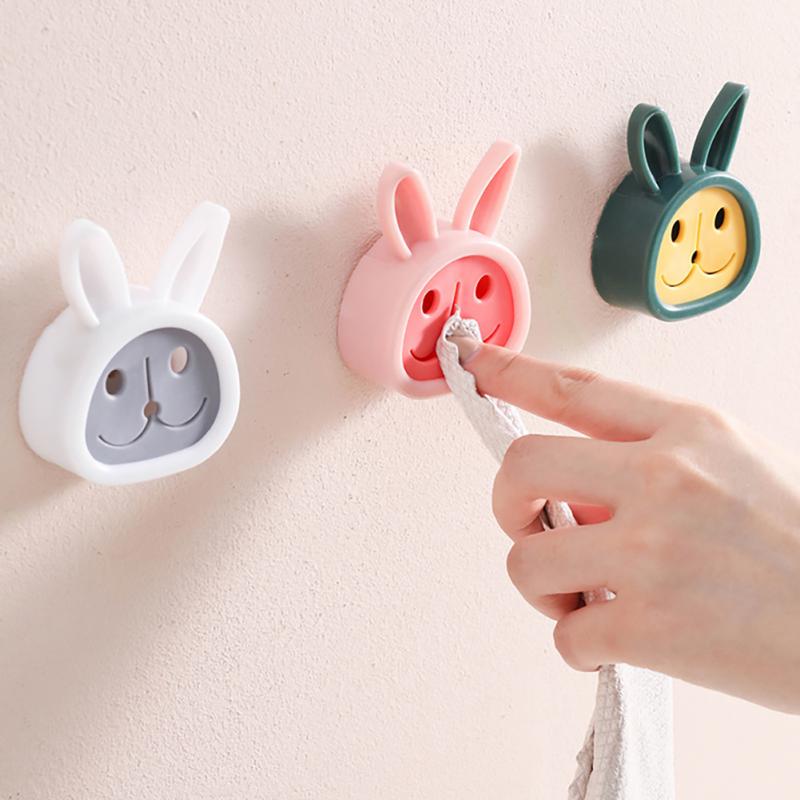 Self-adhesive Towel Plug Holder